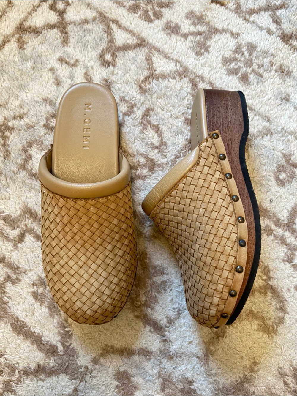 M Gemi Consuelo Clog Woven Slip On Leather Wood Platform Rubber Sole Cushioned